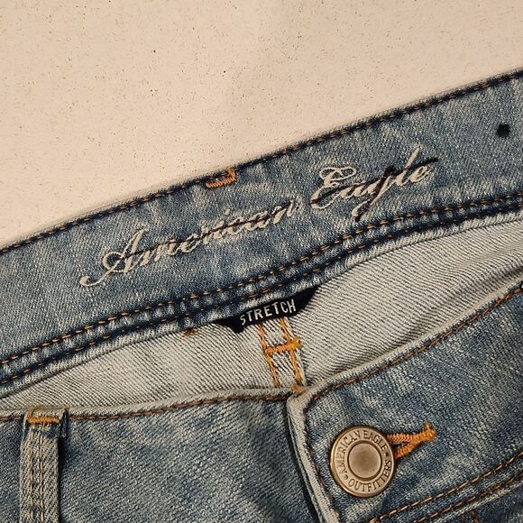 Lightwash American Eagle slim bootcut jeans size 10L - Picture 3 of 13